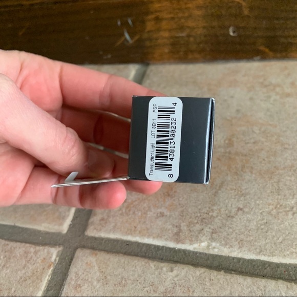 Cover FX Perfect Setting Powder - Picture 3 of 3